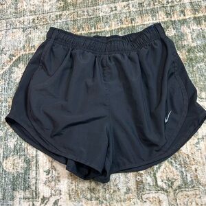 Nike black small shorts